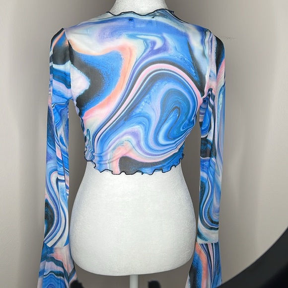 GROOVY BOUTIQUE MESH CROP TOP - WORN ONCE! - Picture 3 of 4